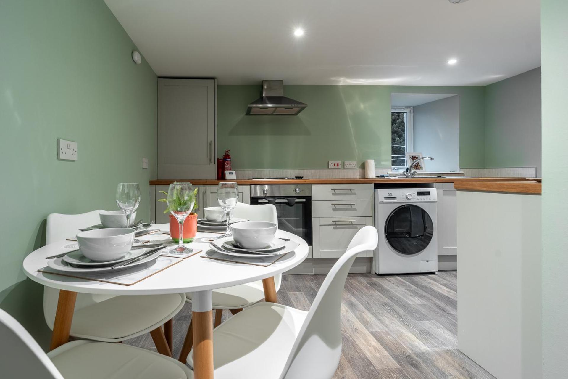 Apartment Broom Lanark